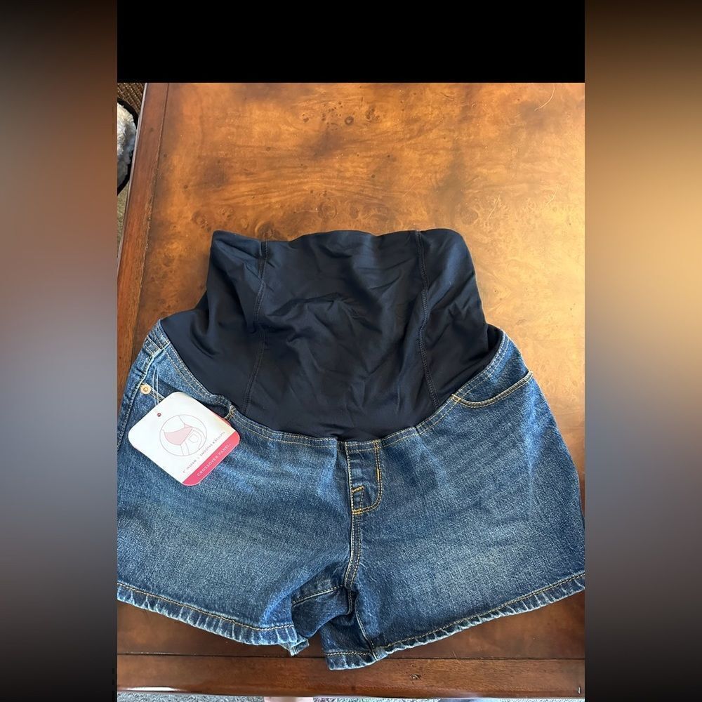 Over Belly Maternity Jean Shorts - Isabel Maternity by Ingrid & Isabel NWT - Picture 11 of 16
